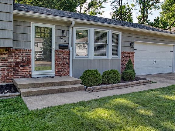 3rd image of 8938 Knox Ln