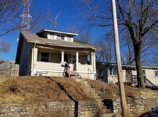 5226 E 28th St, Kansas City, MO 64128