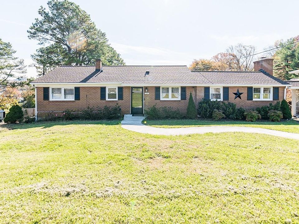 1st image of 105 Vista Ln