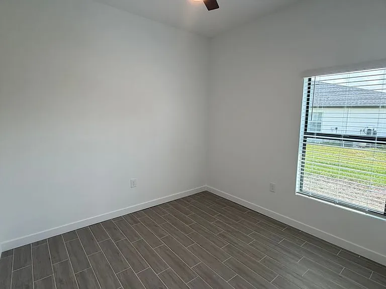 2212 Leda Ave S — Photo 6