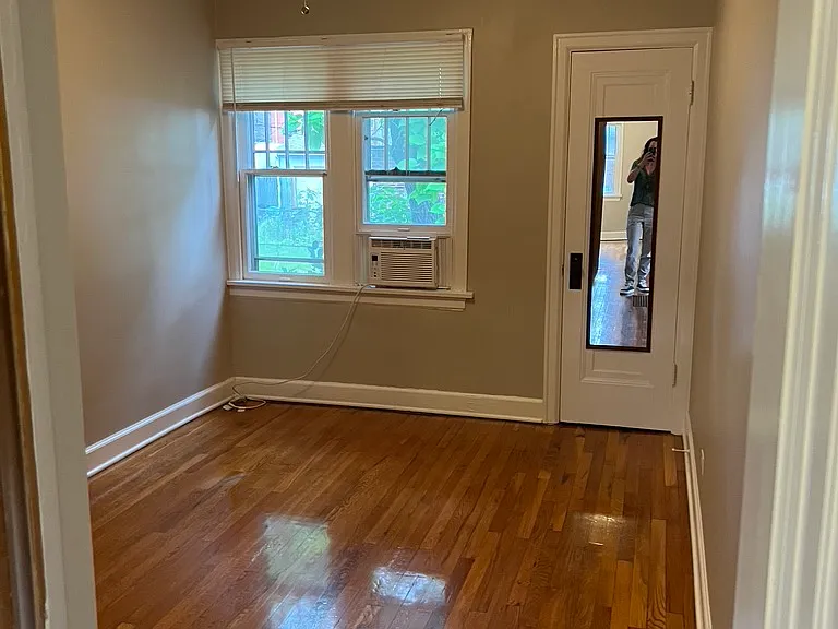 601 S Washington St — Photo 11