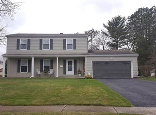 6133 Wakefield Dr, Sylvania, OH 43560