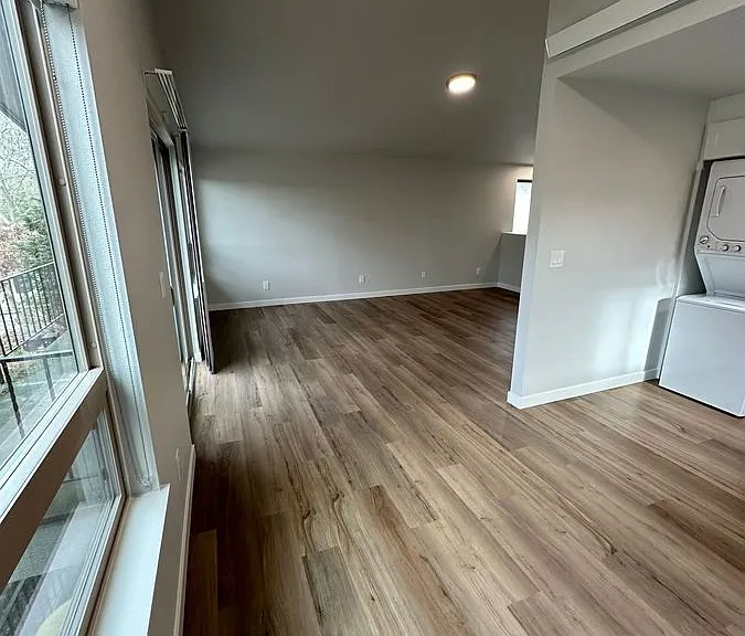 3912 Linden Ave N #6 — Photo 17