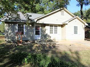 821 Pennwood Ln, Charlotte, NC 28215