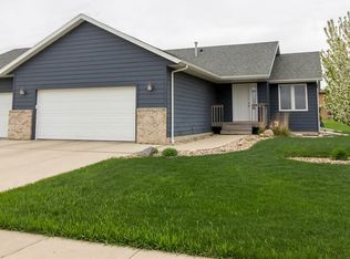 7701 W Stoney Creek St, Sioux Falls, SD 57106