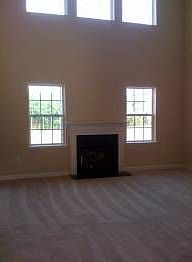 3rd image of 1030 Jasmine Dr