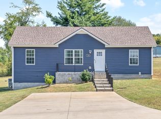 130 Missouri Ave, Oak Grove, KY 42262