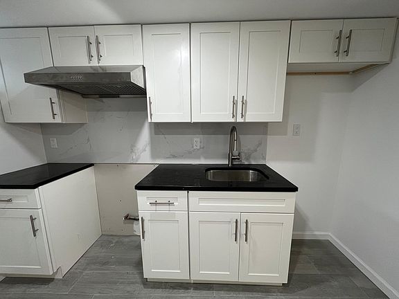 4th image of 1319 63rd St #1