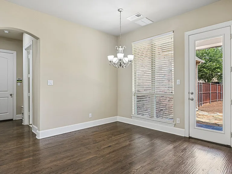 Eat in kitchen area. Love the natural light in this home.