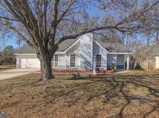 736 Gateway Dr, Bonaire, GA 31005