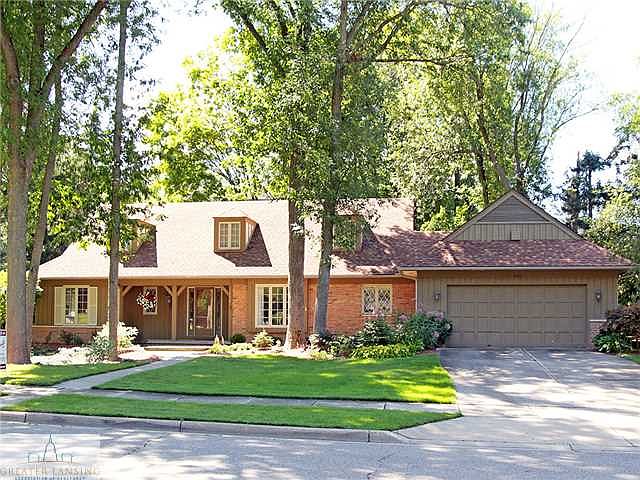 1st image of 430 Woodland Pass