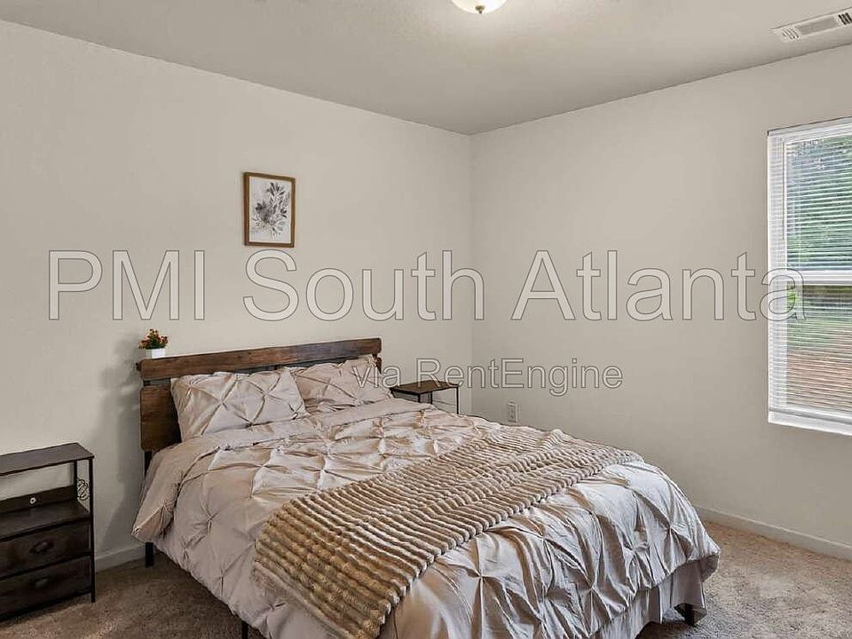 1st image of 175 Randy Trce Room 3