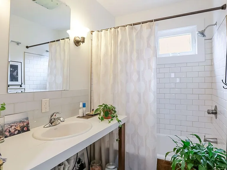 626 S Mitchell St — Photo 13