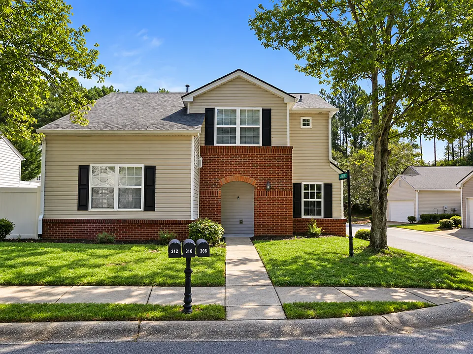 308 W Oaks Trl
