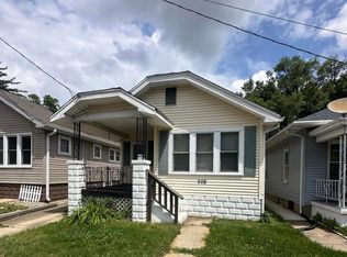 209 E Corrington Ave, Peoria, IL