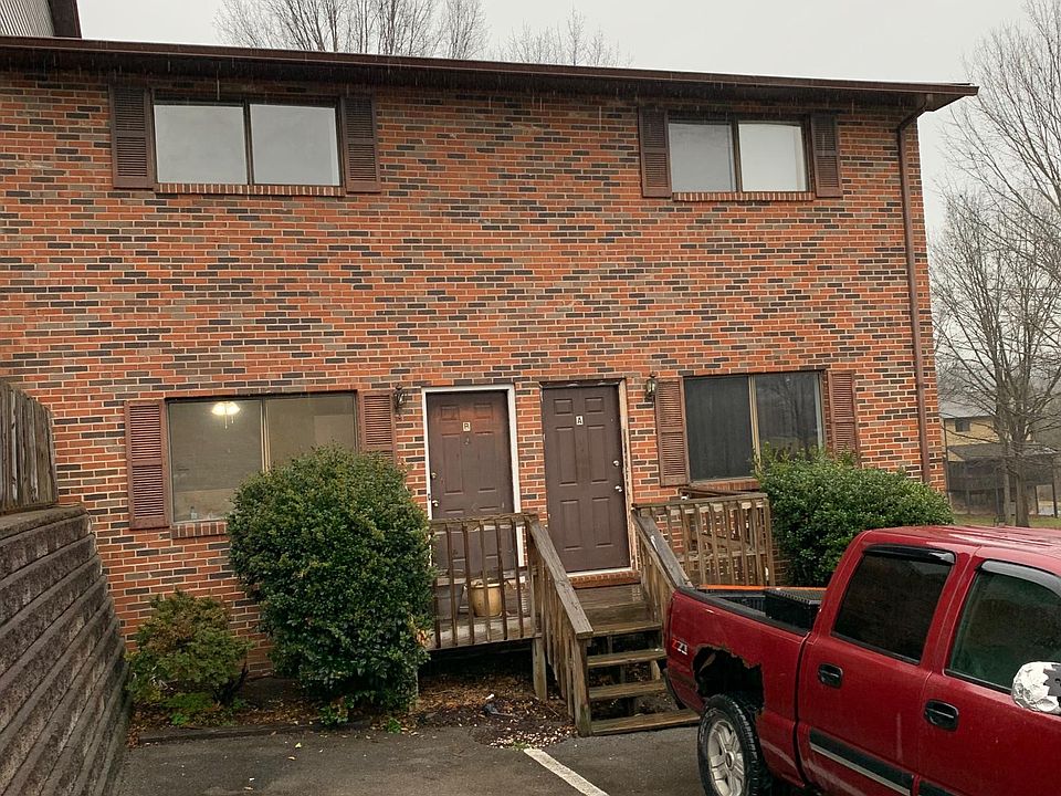 1st image of 424 Eastley Ct #D