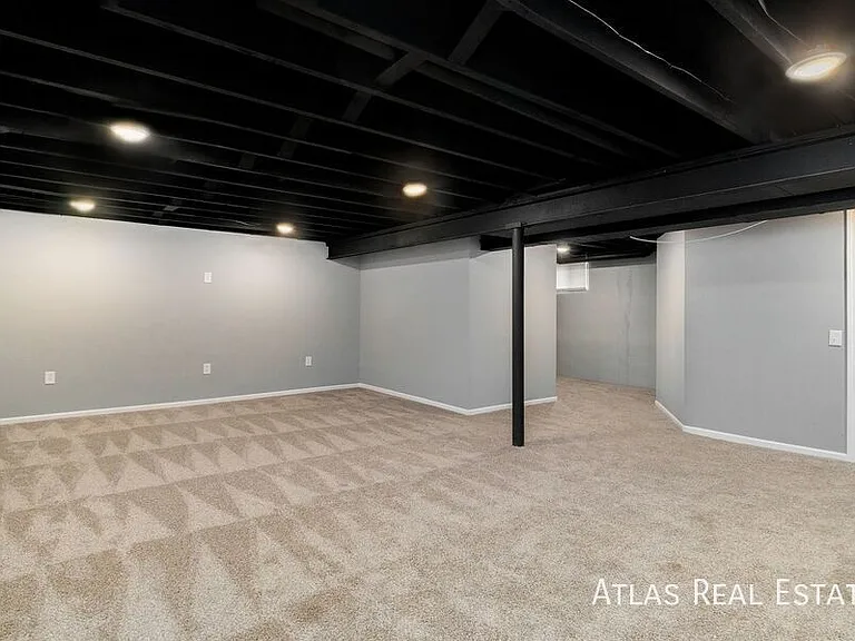 7641 Falmouth St — Photo 6