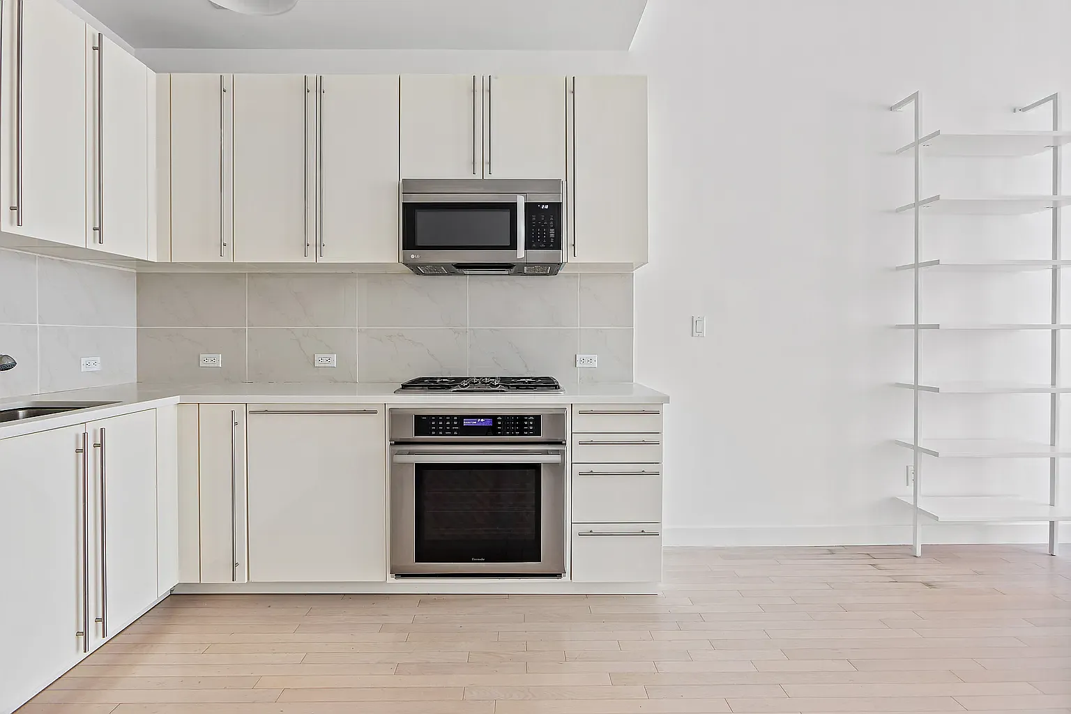 60 West 20th Street — Photo 4
