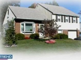 2923 Michele Dr, East Norriton, PA 19403