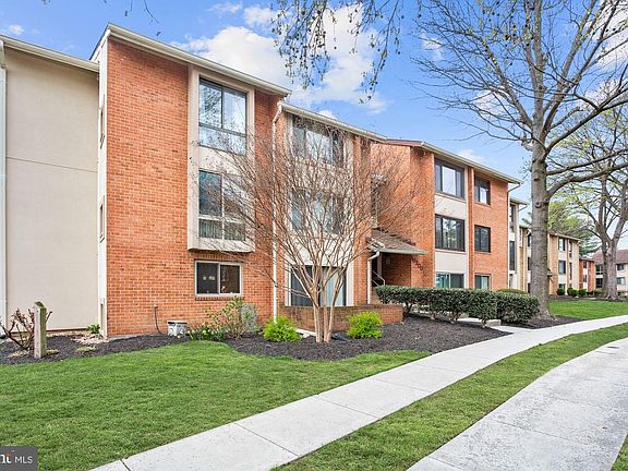 3rd image of 10200 Bushman Dr APT 103