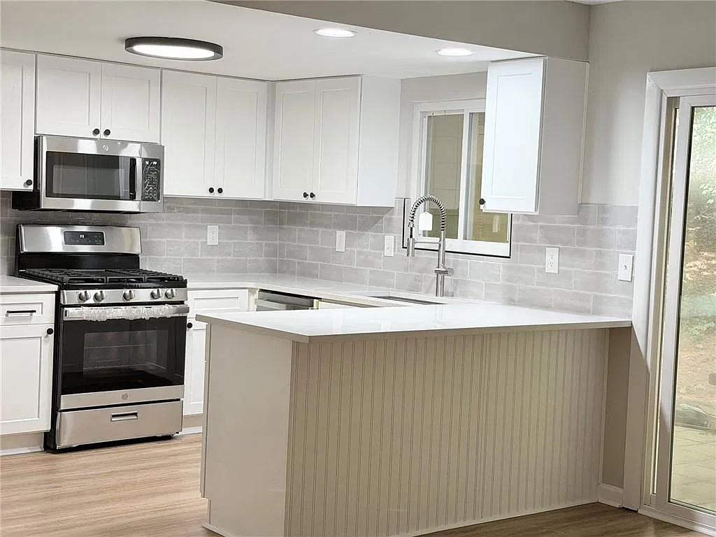 2 bed, 2.0 bath, 1250 sqft, $2,000 — Photo 1