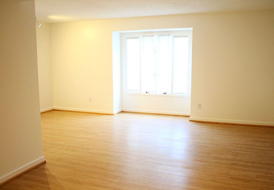 1st image of 706 Martin Luther King Junior Boulevard Ml #G10