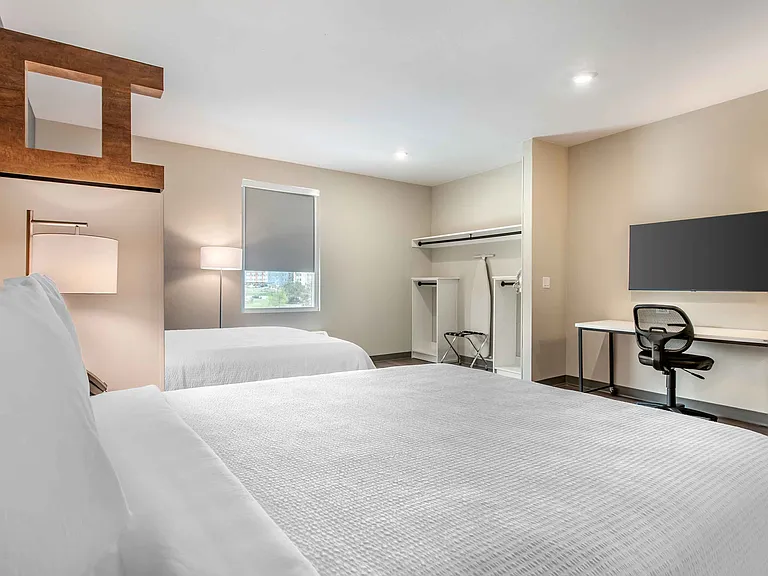 4060 Center Park Dr — Photo 16