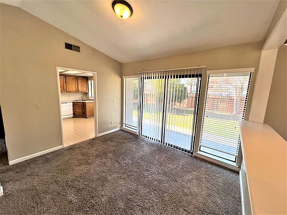 4th image of 1590 Camino Del Oro
