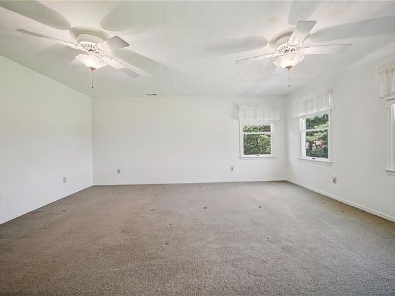 4th image of 1837 Benefit Rd