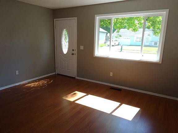 5th image of 1509 Blanchard Dr