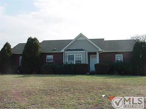 1st image of 2001 Windroe Dr