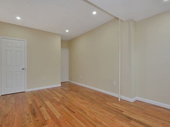 5th image of 1189 E 96th St