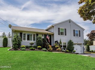 62 Highland Ave, Leonardo, NJ 07737