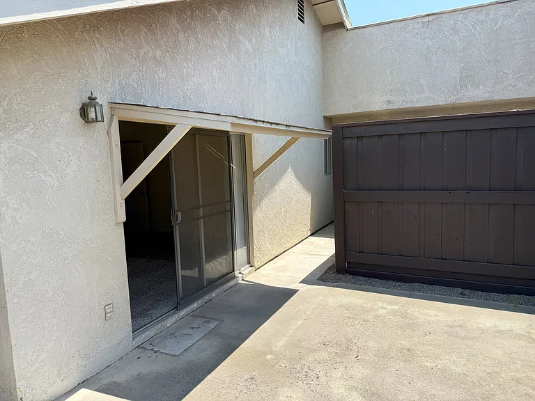 3821 Monteview Dr — Photo 20