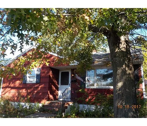191 Woodbridge Ave photo 1