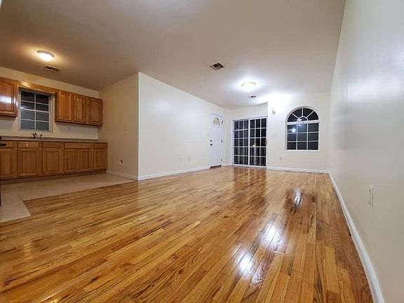2nd image of 82 Mallory Ave Floor 2
