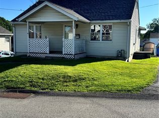 524 Arizona Dr, New Kensington, PA 15068