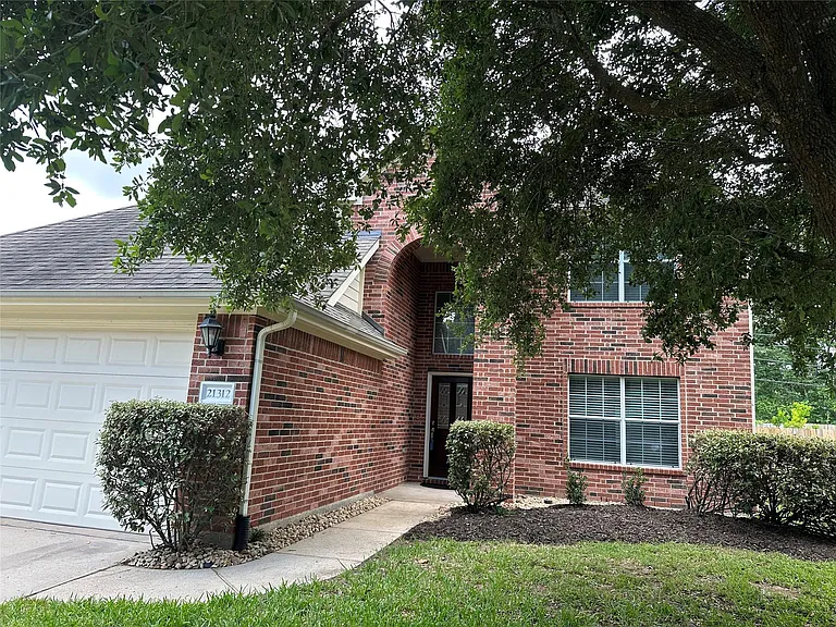 21312 Terreton Springs Dr — Photo 2