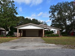 262 Mississippi Ave, Valparaiso, FL 32580