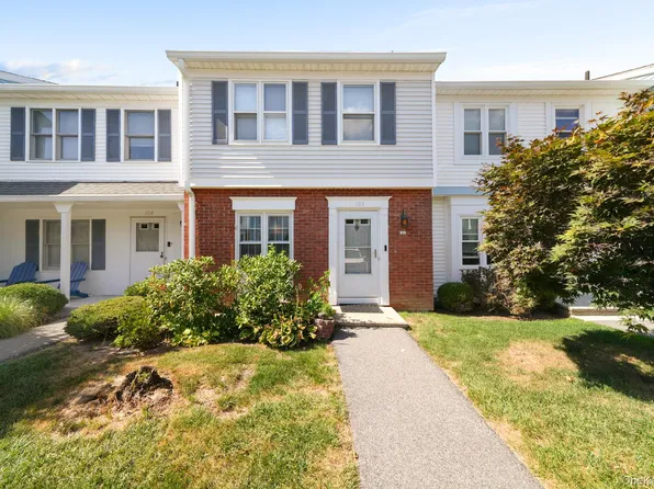 105 Williamsburg Drive, Mahopac, NY 10541