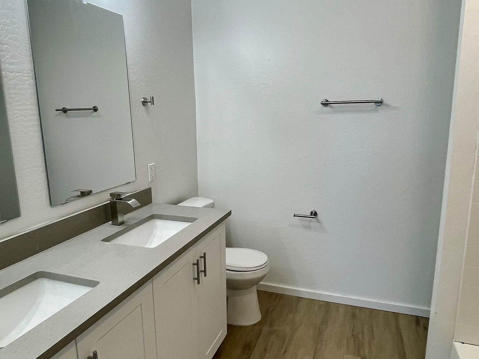 625 East Doris Street — Photo 2