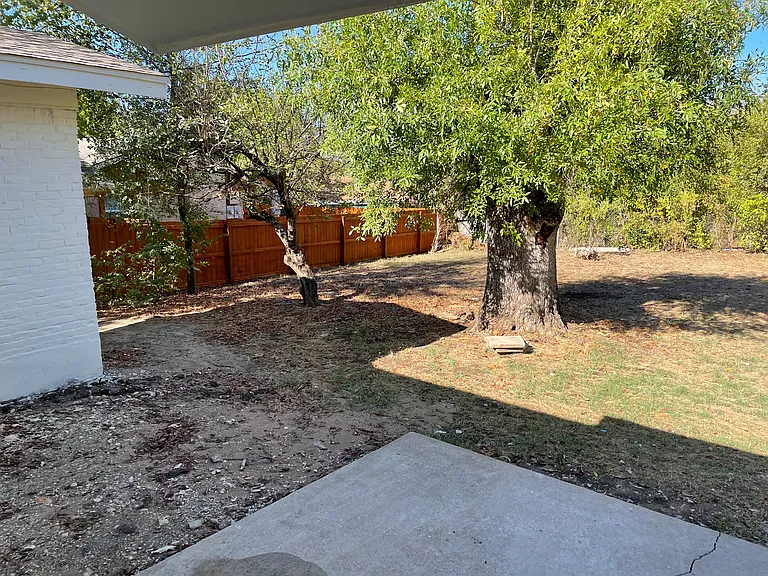 5504 Manor Rd — Photo 27