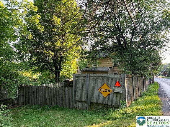 3rd image of 6236 Neola Rd