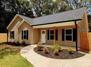 711 Guinn St, Clover, SC 29710
