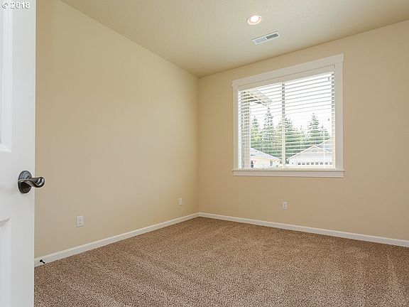 4th image of 147 Zephyr Dr