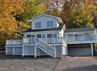 3233 Lakeside Dr, Harveys Lake, PA 18618