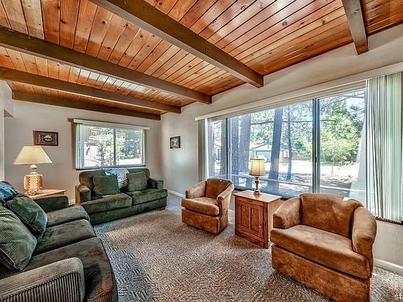 3rd image of 2920 Lakewood Cir