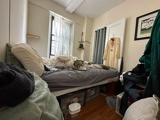 Rented by Green Home NY Realty LLC | media 11