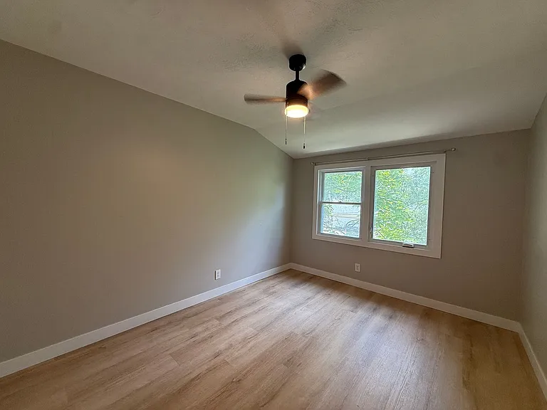 1810 High St — Photo 12