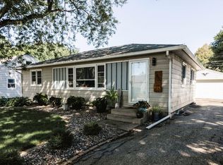 1853 16th St NW, Rochester, MN 55901